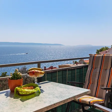 Barbara Mit Blick Auf Wasser By Interhome Vikendica *