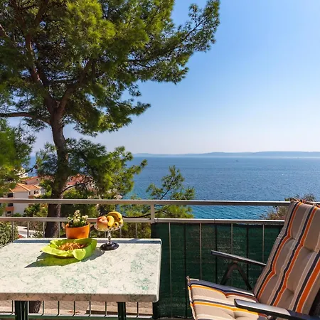Barbara Mit Blick Auf Wasser By Interhome