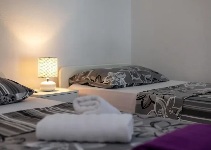 Barbara Mit Blick Auf Wasser By Interhome Hébergement de vacances