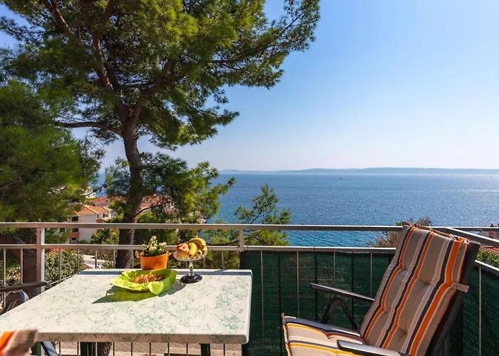 Barbara Mit Blick Auf Wasser By Interhome