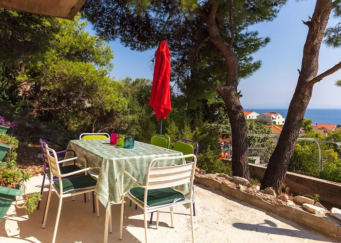 Barbara Mit Blick Auf Wasser By Interhome Nyaraló