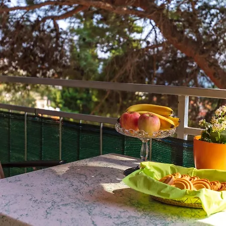 Barbara Mit Blick Auf Wasser By Interhome 度假居 特罗吉尔